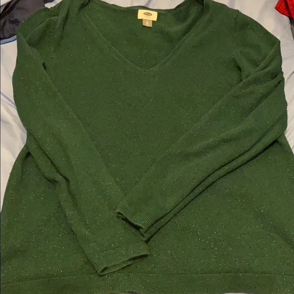 V neck sweater